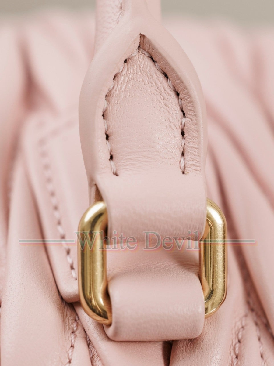 하얀악마 레플리카 미우미우 탑핸들 (14).jpg