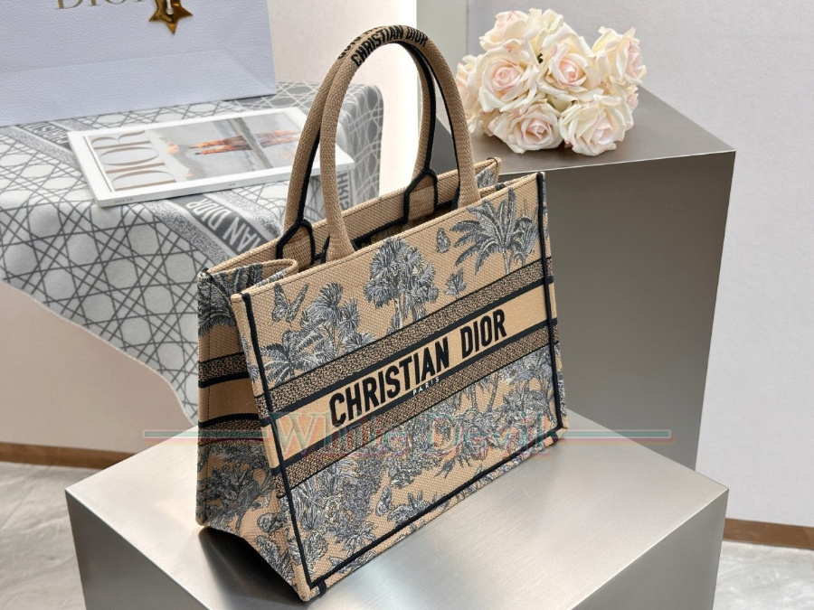 하얀악마 레플리카 디올 북토트백 (9).jpg