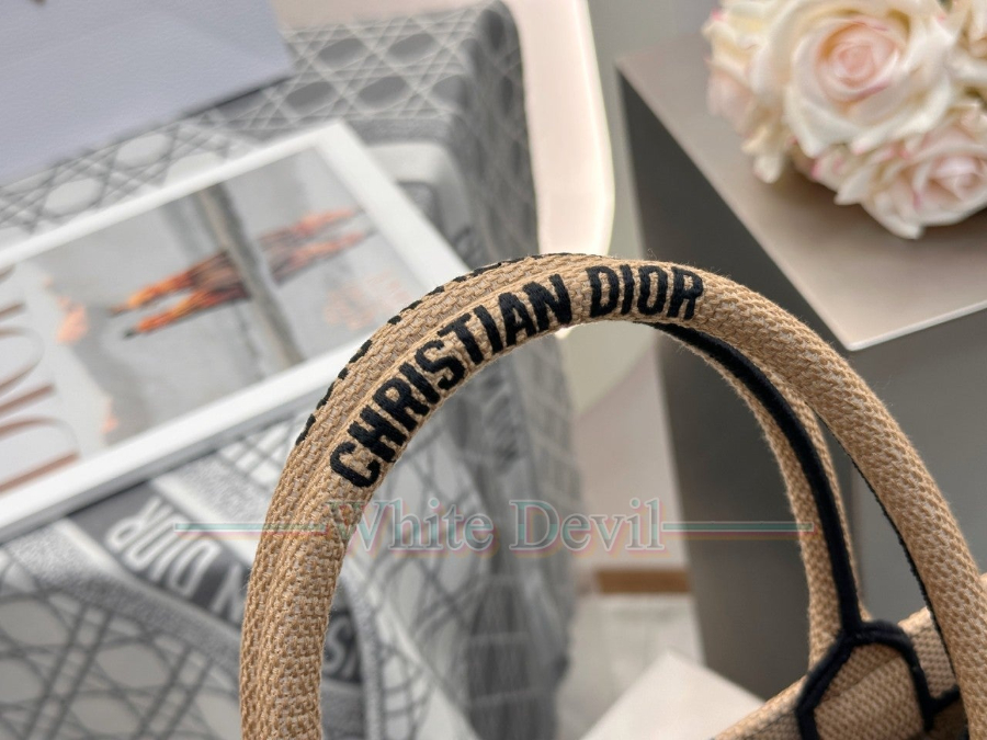 하얀악마 레플리카 디올 북토트백 (13).jpg