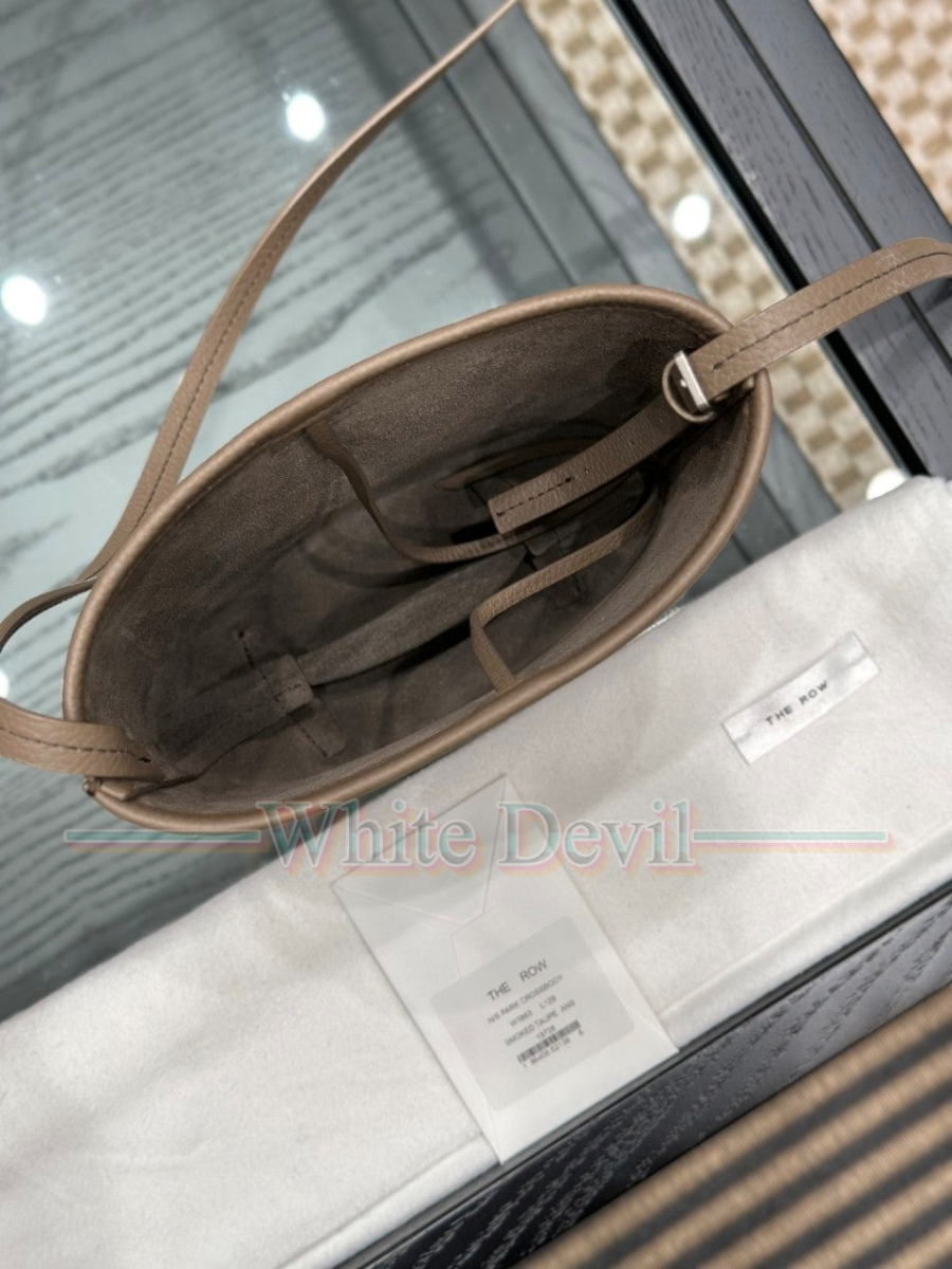 하얀악마 레플리카 더로우 크로스백 (7).jpg