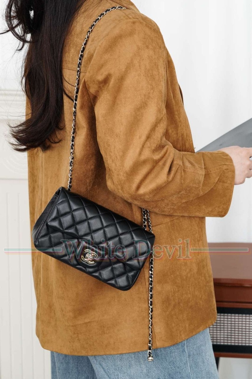 하얀악마 레플리카 샤넬 클래식 (2).jpg