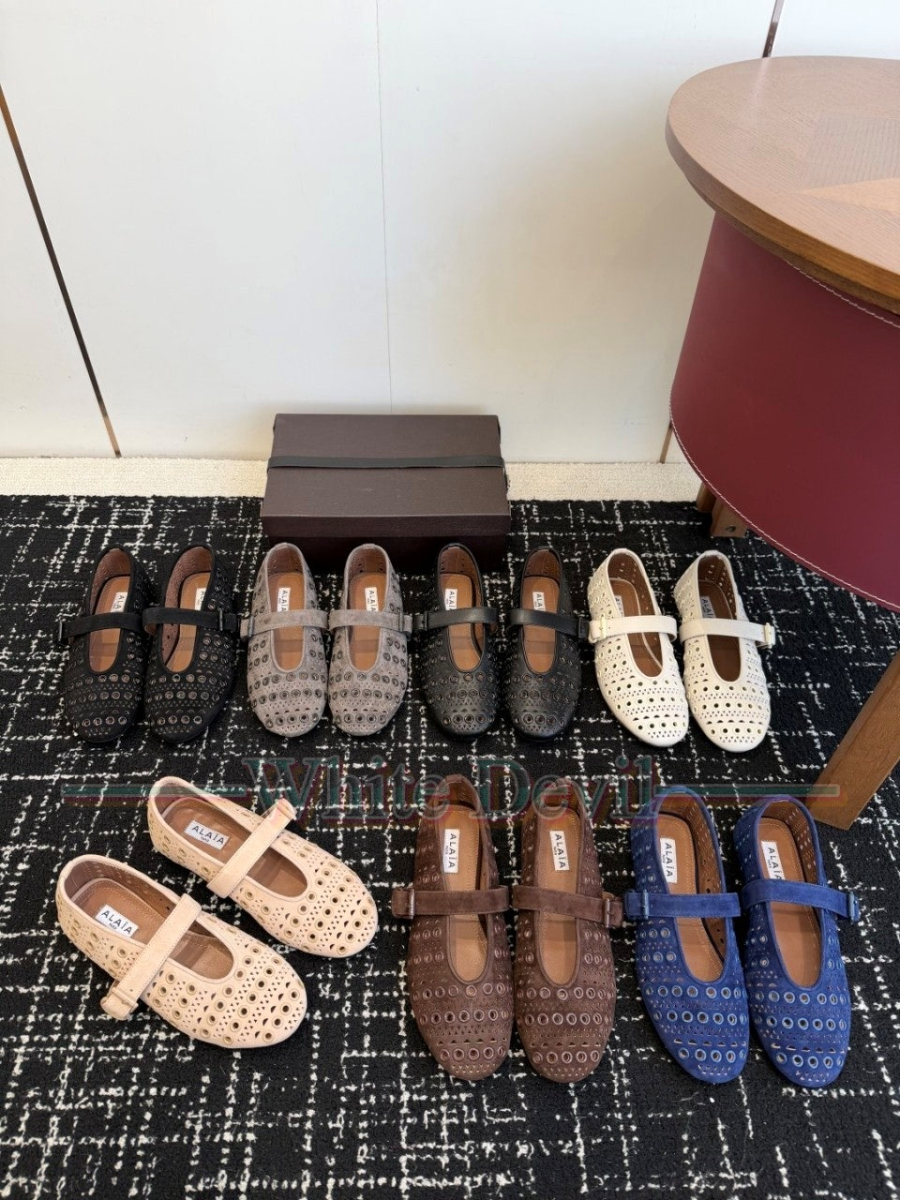 하얀악마 레플리카 알라이아 플랫슈즈 (1).jpg