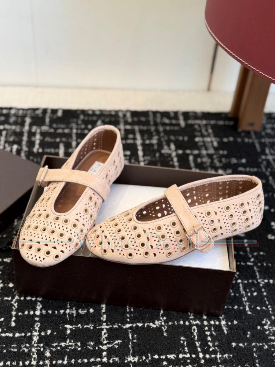 하얀악마 레플리카 알라이아 플랫슈즈 (6).jpg