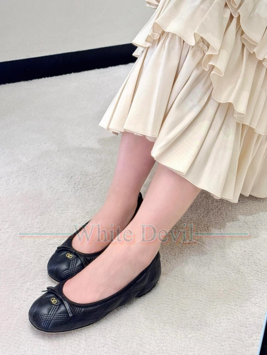 하얀악마 레플리카 발렌티노 플랫슈즈, (1).jpg