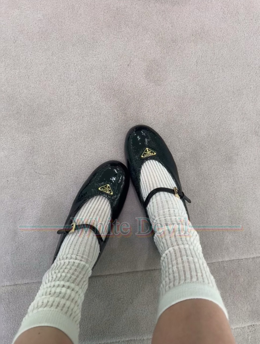 하얀악마 레플리카 프라다 플랫슈즈 (2).jpg