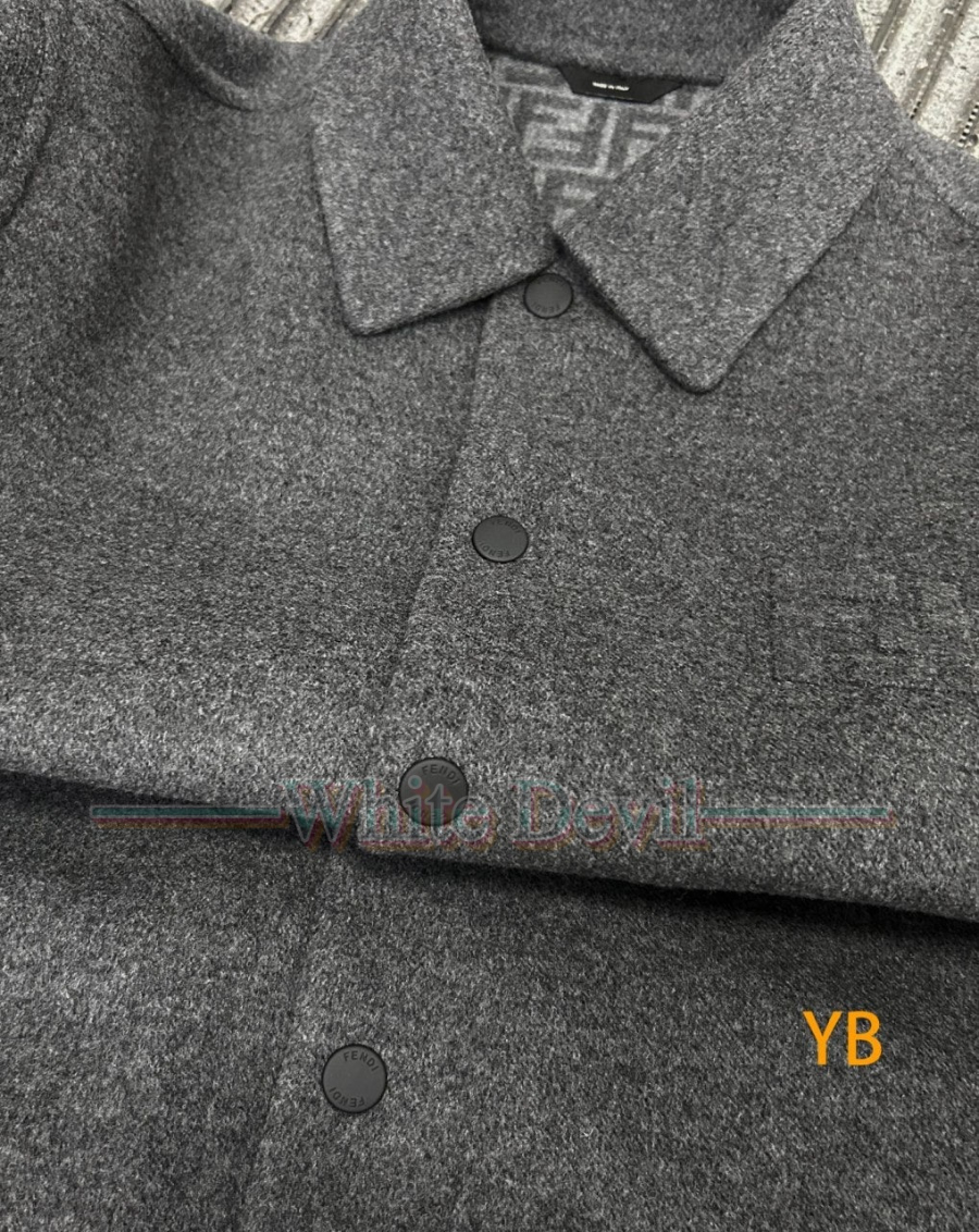 하얀악마 레플리카 펜디 자켓 (9).jpg