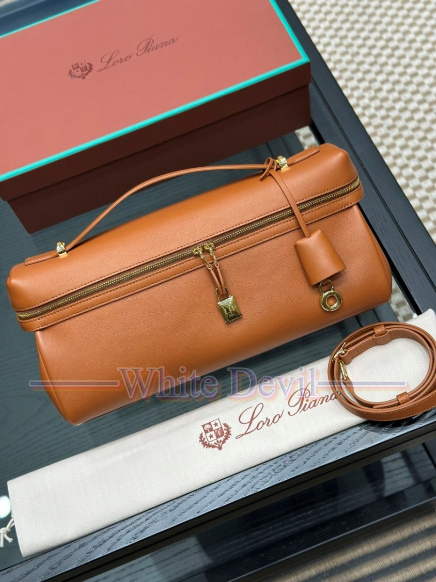 하얀악마 이미테이션 로로피아나 가방 (1).jpg