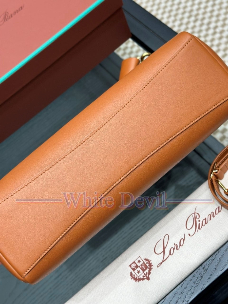 하얀악마 이미테이션 로로피아나 가방 (7).jpg