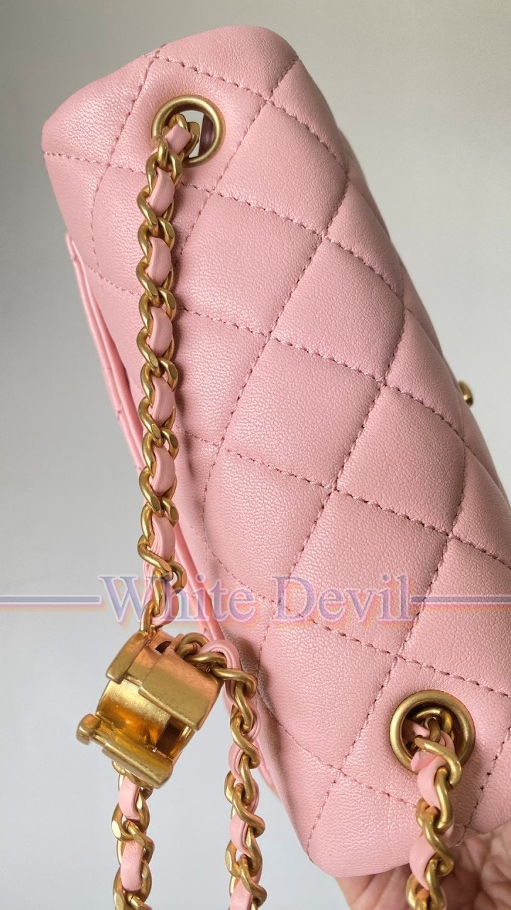 하얀악마 이미테이션 샤넬 가방 (8).jpg