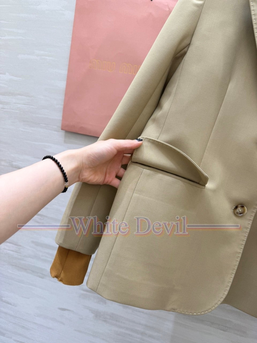 하얀악마 이미테이션 미우미우 자켓 (9).jpg