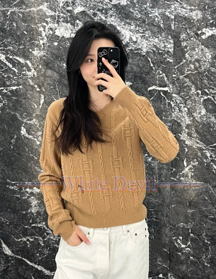 하얀악마 이미테이션 셀린느 니트 (2).jpg