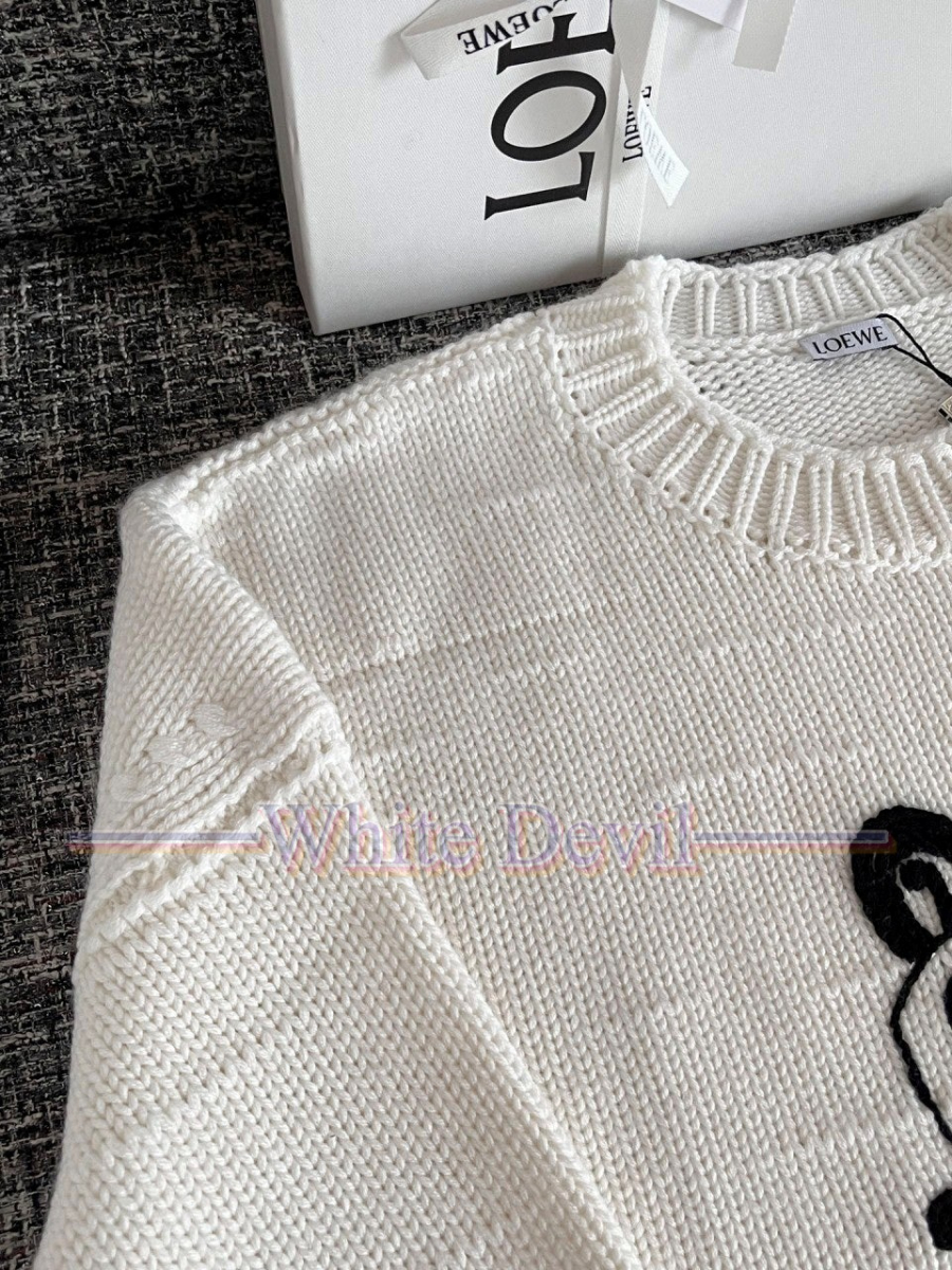 하얀악마 이미테이션 로에베 니트 (15).jpg