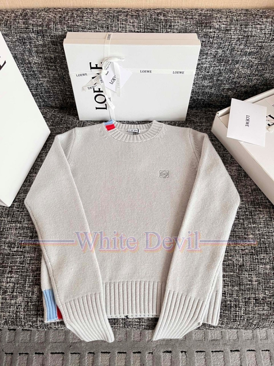 하얀악마 이미테이션 로에베 니트 (14).jpg