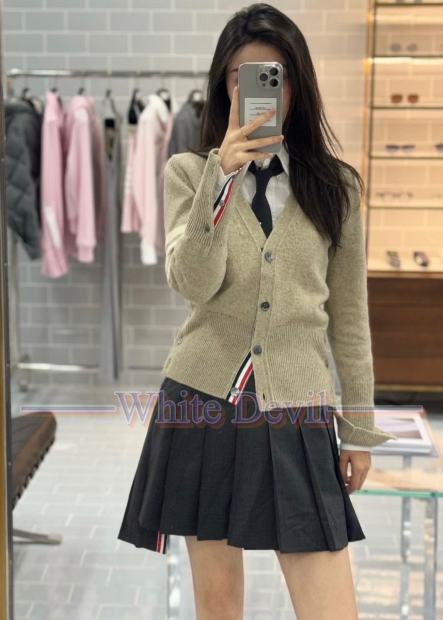 하얀악마 이미테이션 톰브라운 니트 (1).jpg