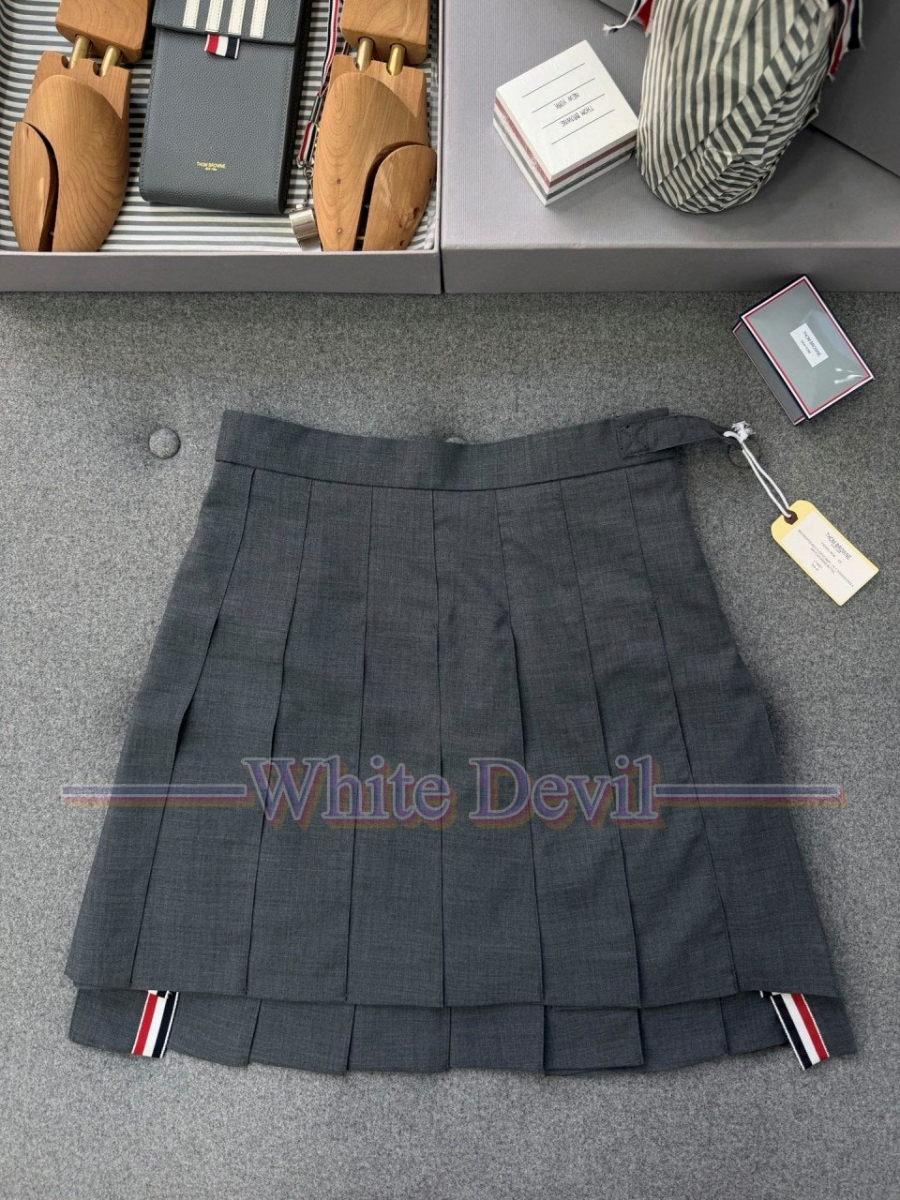 하얀악마 이미테이션 톰브라운 니트 (4).jpg