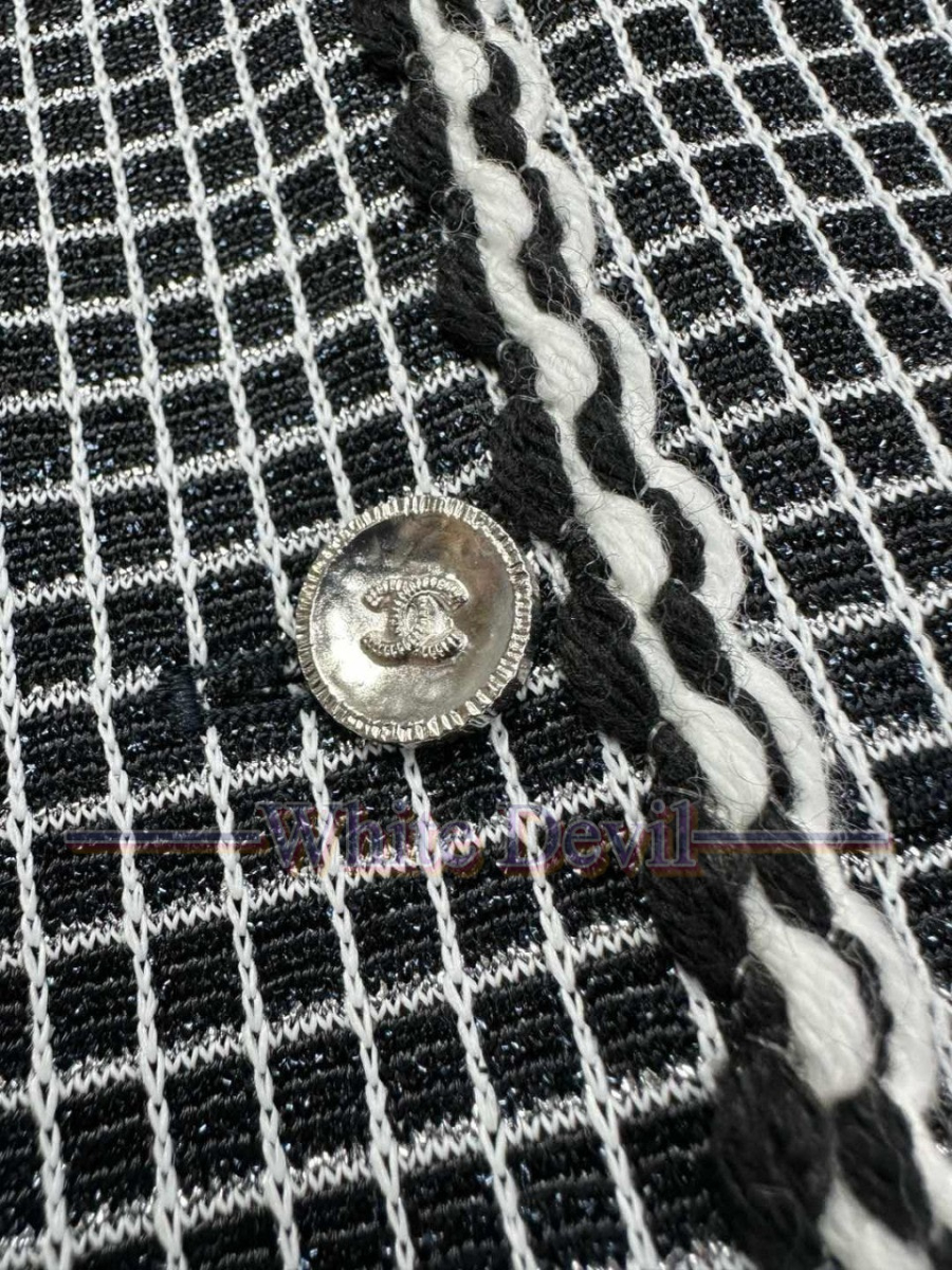 하얀악마 이미테이션 샤넬 자켓 (10).jpg