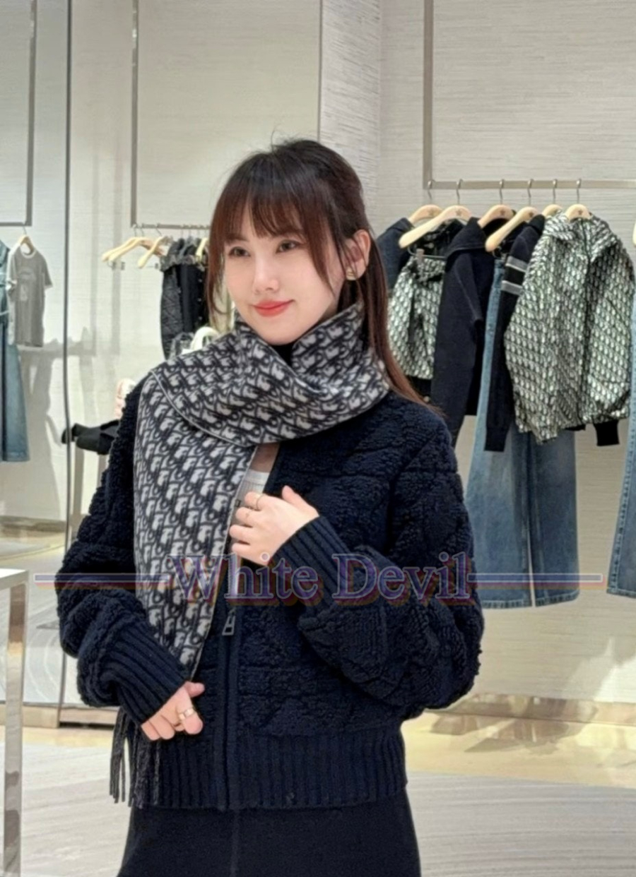 하얀악마 이미테이션 디올 자켓 (2).jpg