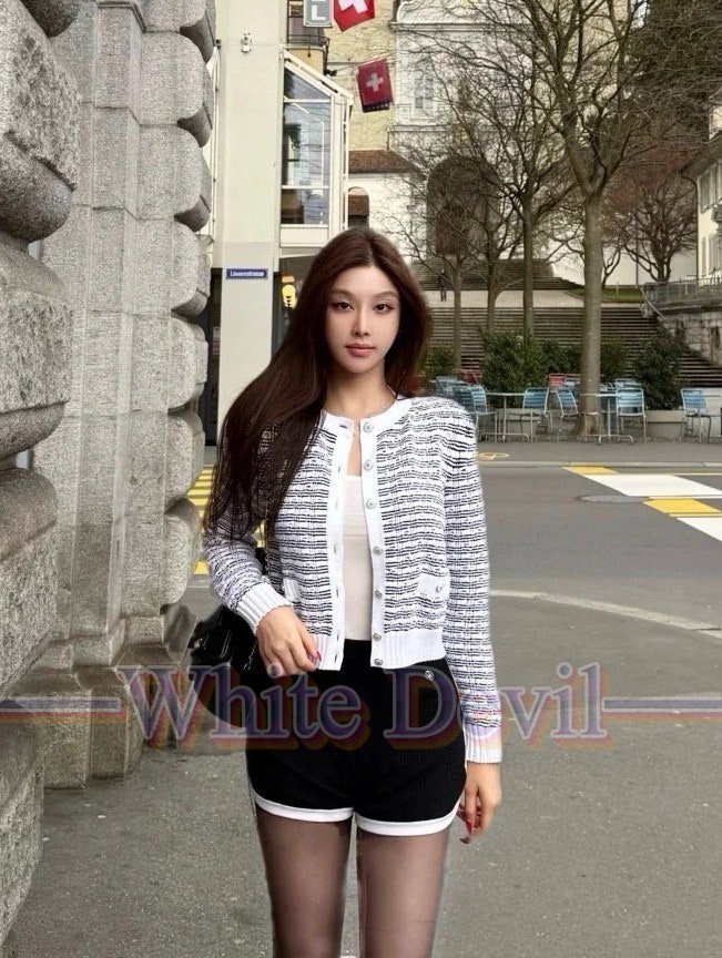 하얀악마 이미테이션 샤넬 가디건 (1).jpg