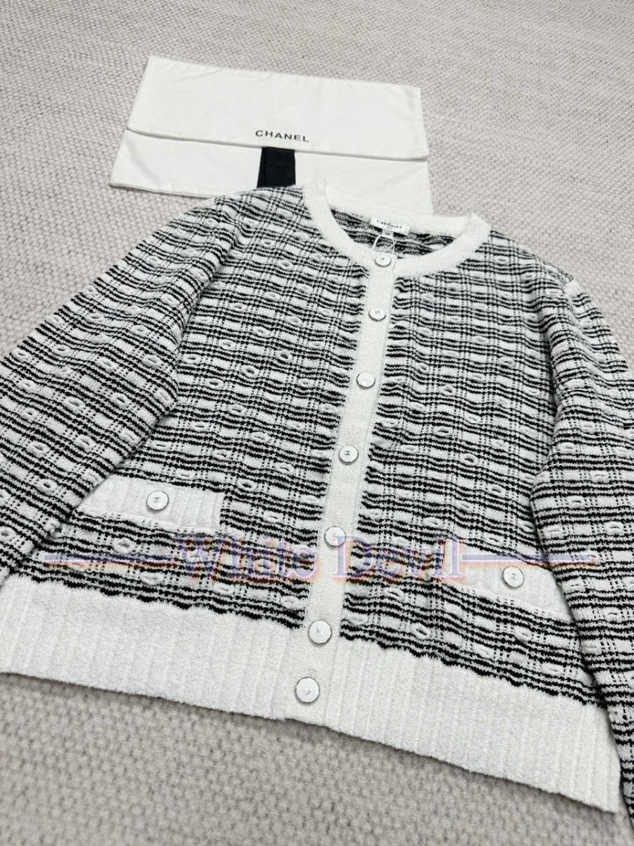 하얀악마 이미테이션 샤넬 가디건 (7).jpg