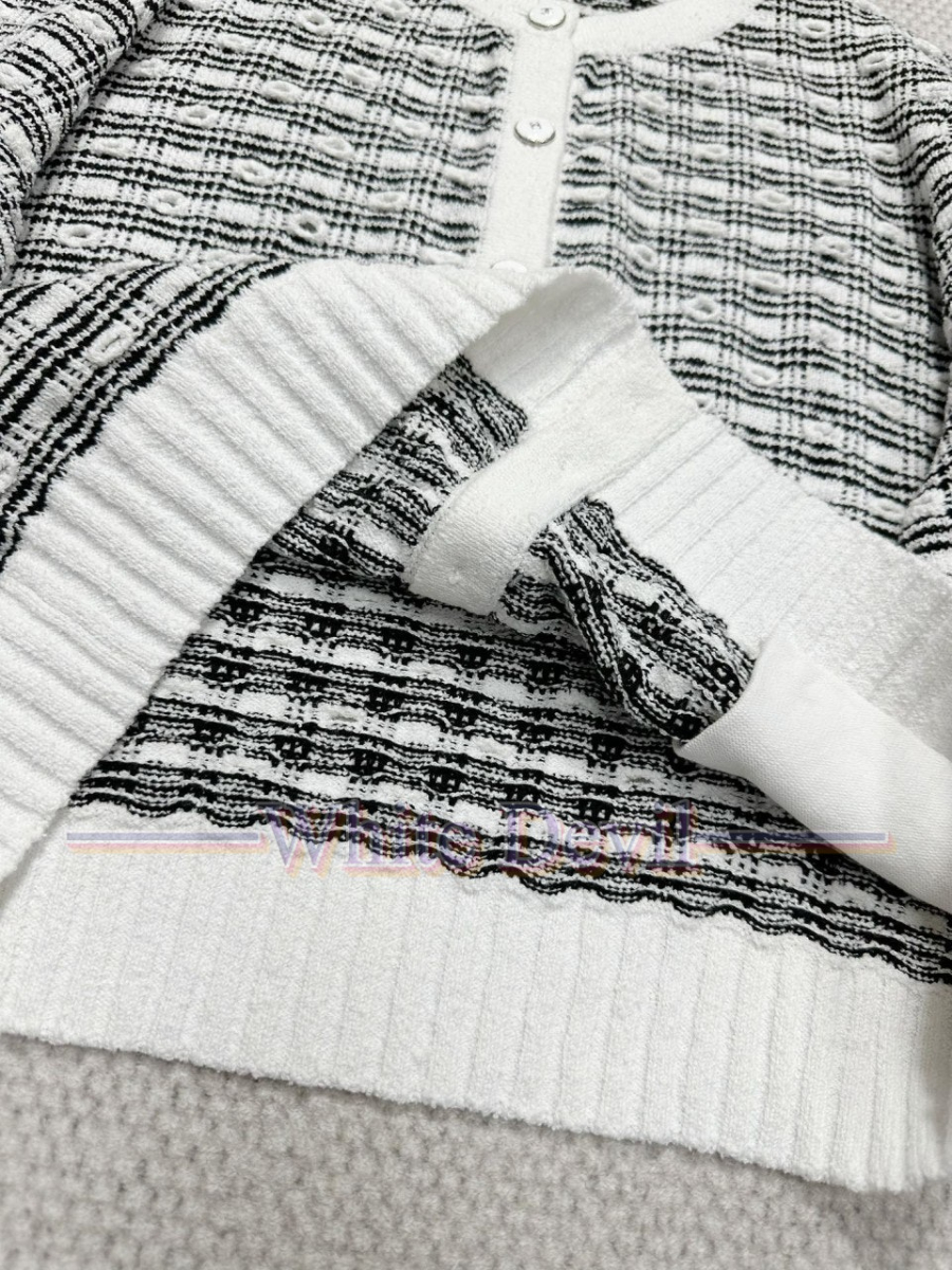 하얀악마 이미테이션 샤넬 가디건 (11).jpg