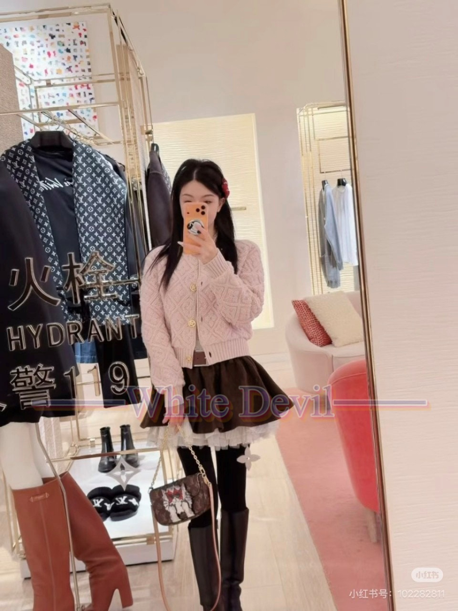 하얀악마 레플리카 루이비통 자켓 (2).jpg