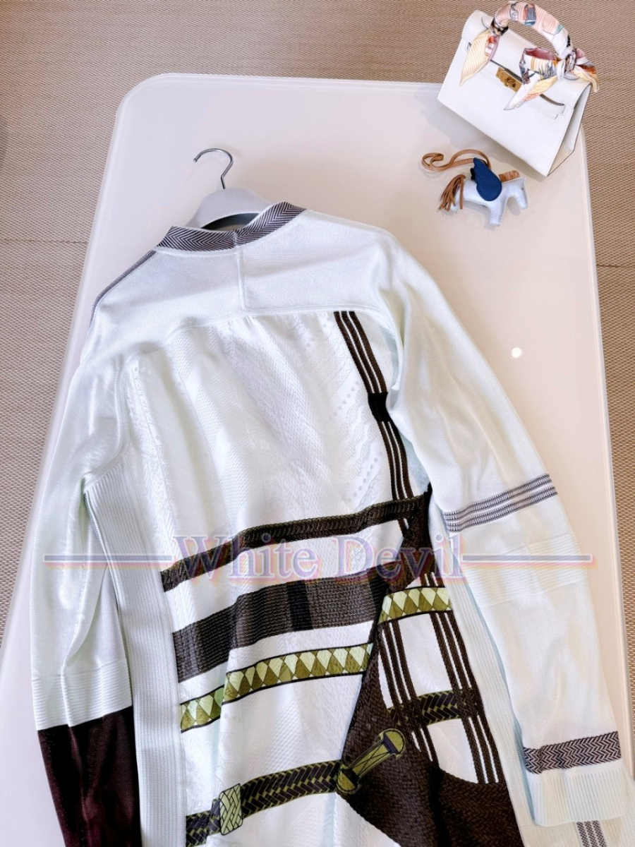 하얀악마 레플리카 에르메스 가디건 (15).jpg