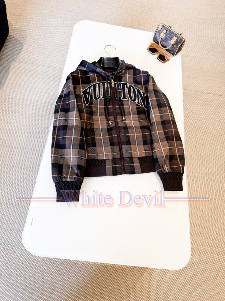 하얀악마 레플리카 루이비통 자켓 (4).jpg