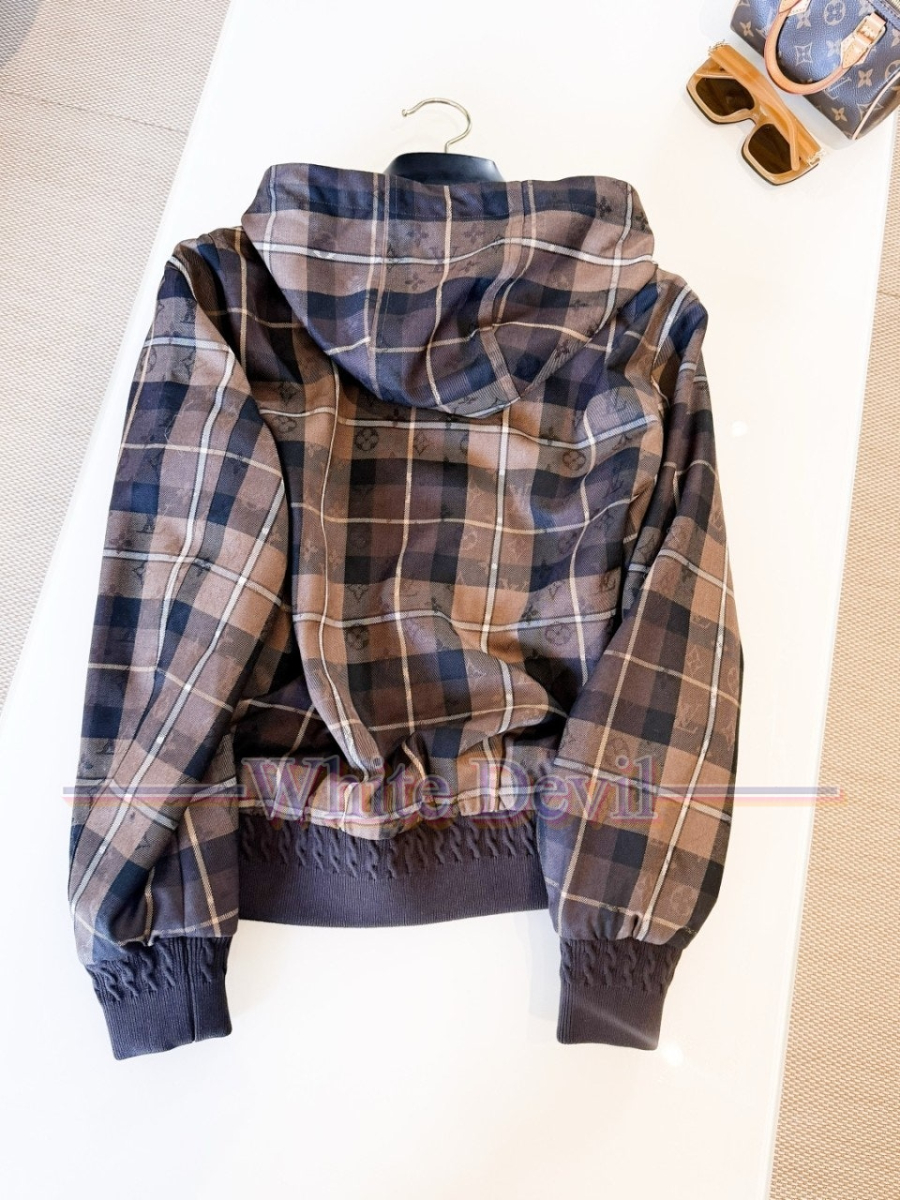 하얀악마 레플리카 루이비통 자켓 (10).jpg