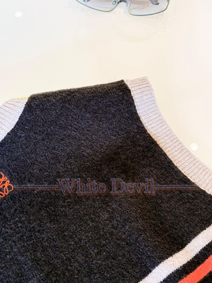 하얀악마 레플리카 로에베 조끼 (16).jpg