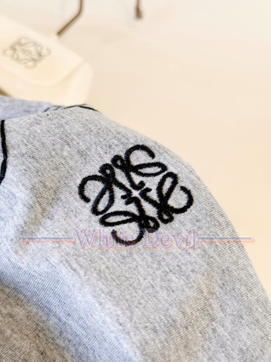 하얀악마 레플리카 로에베 티셔츠 (7).jpg