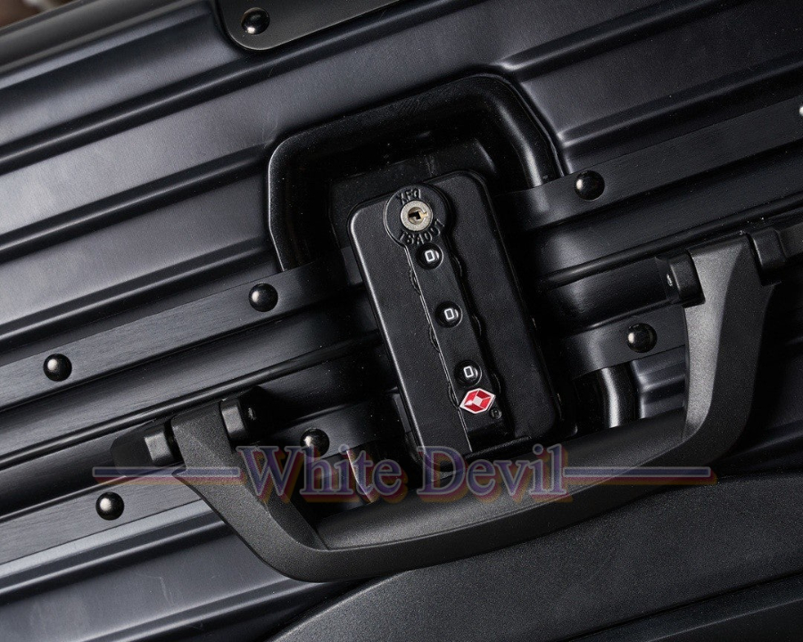 하얀악마 레플리카 리모와 캐리어 (8).jpg