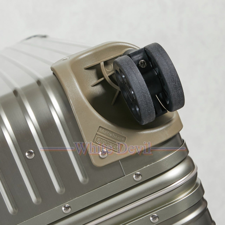 하얀악마 레플리카 리모와 캐리어 (10).jpg