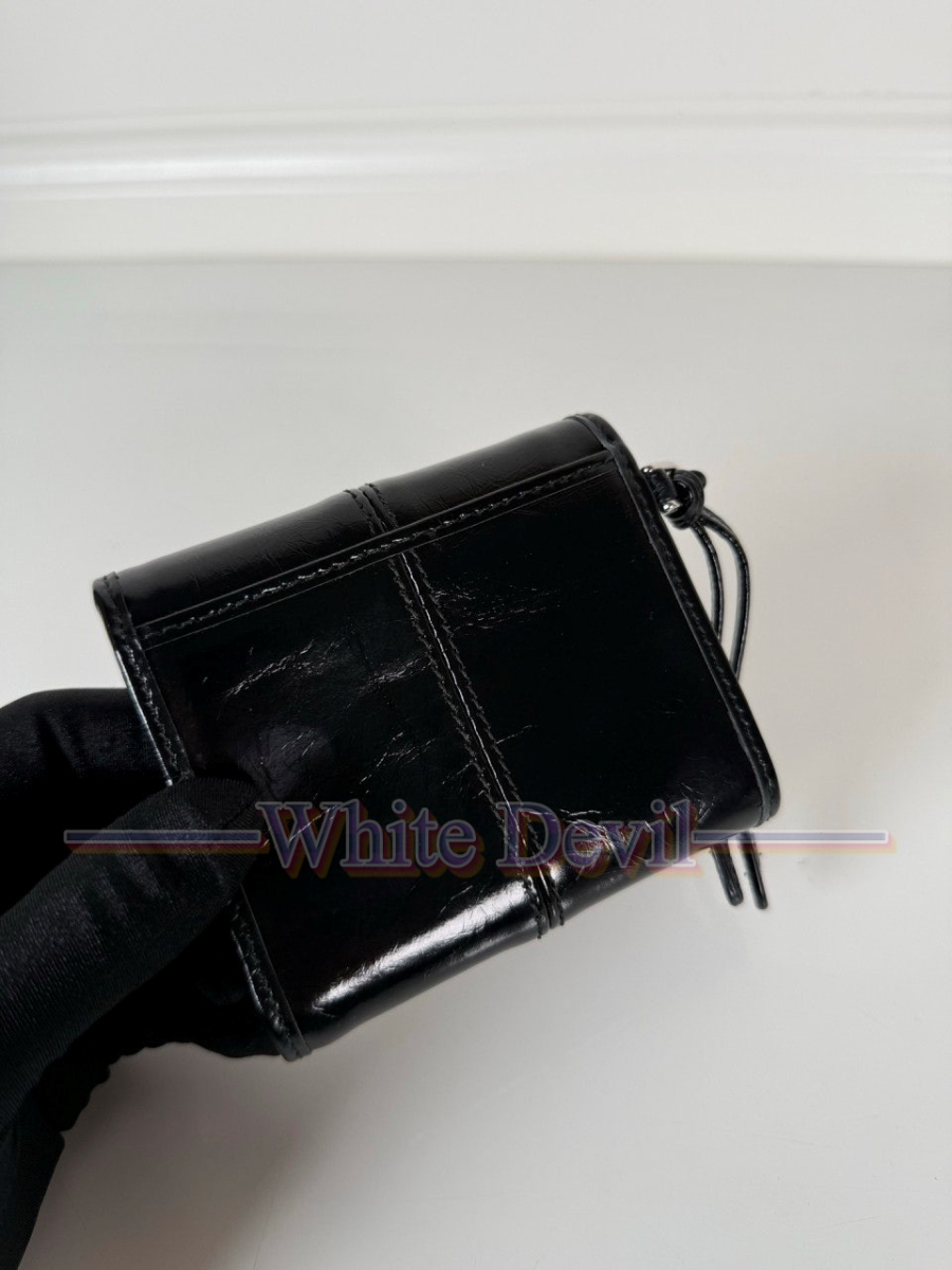 하얀악마 이미테이션 프라다 지겁 (5).jpg