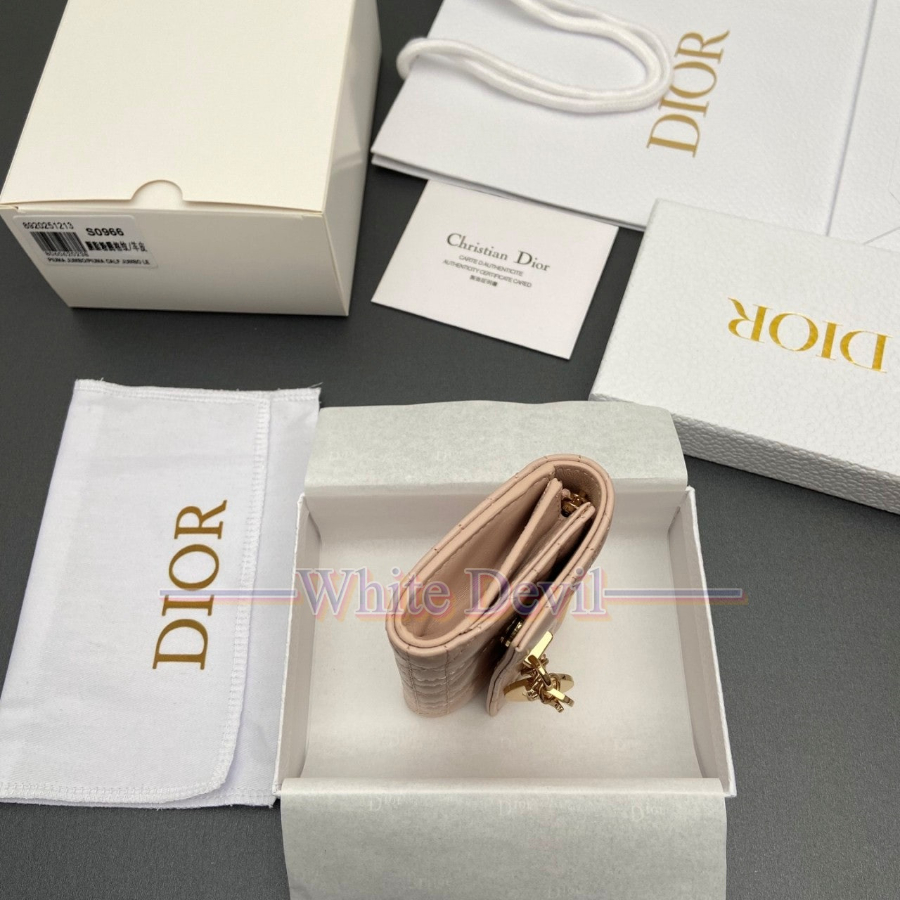 하얀악마 이미테이션 디올 지갑 (8).jpg