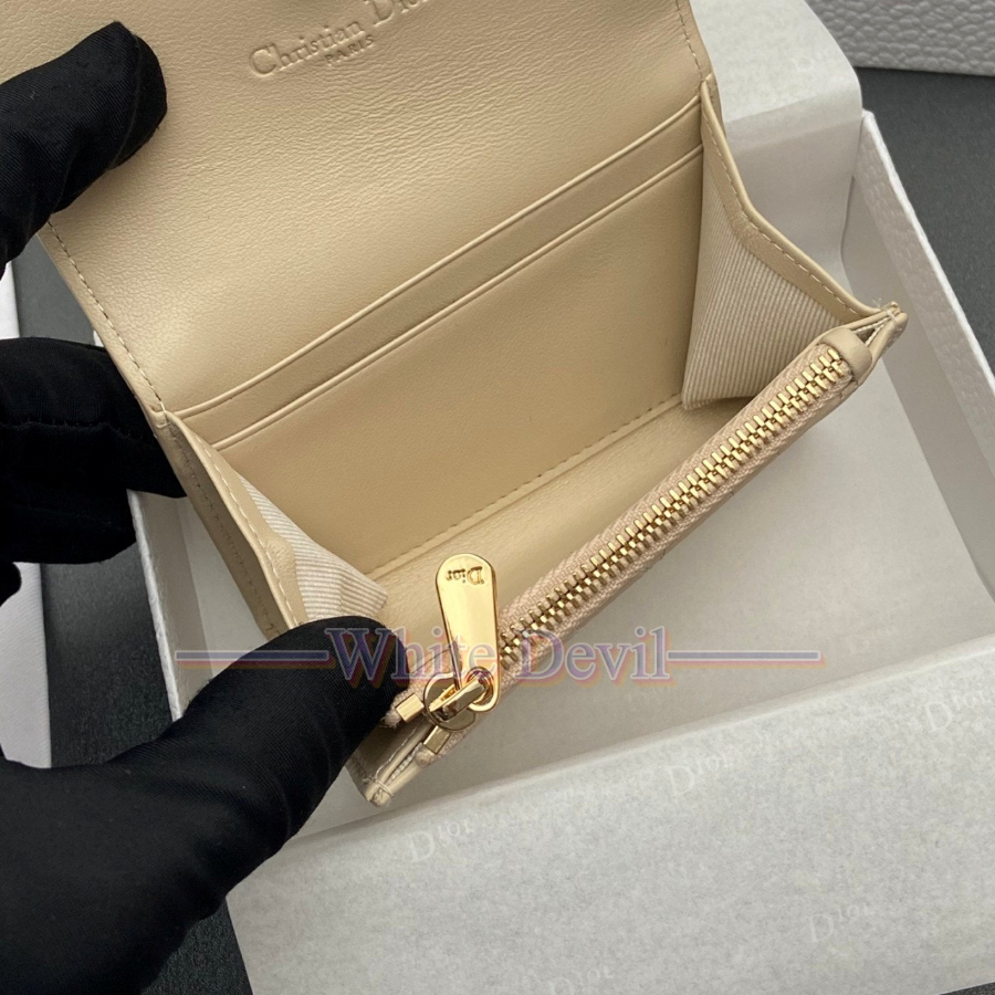 하얀악마 이미테이션 디올 지갑 (11).jpg