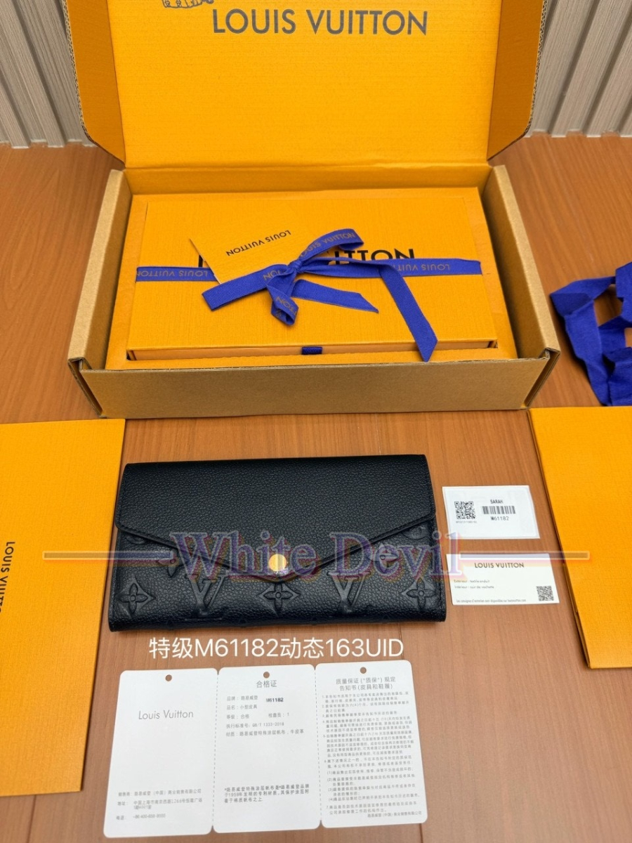 하얀악마 레플리카 루이 지갑 (2).jpg