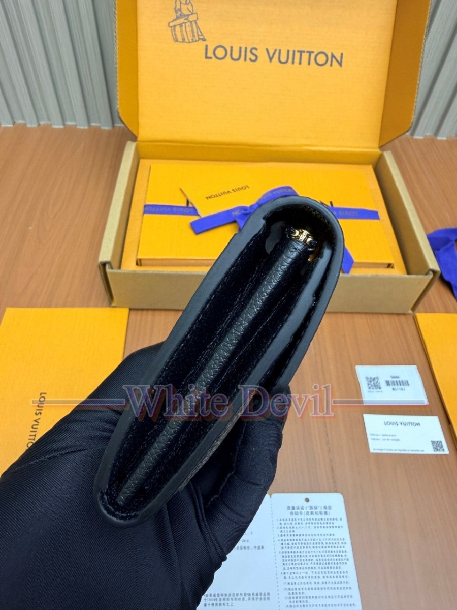 하얀악마 레플리카 루이 지갑 (9).jpg