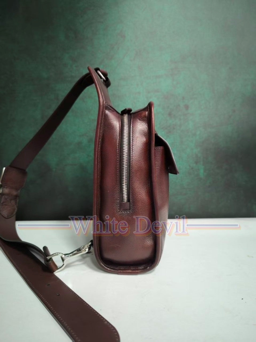 하얀악마 레플리카 벨루티 슬링백 (2).jpg