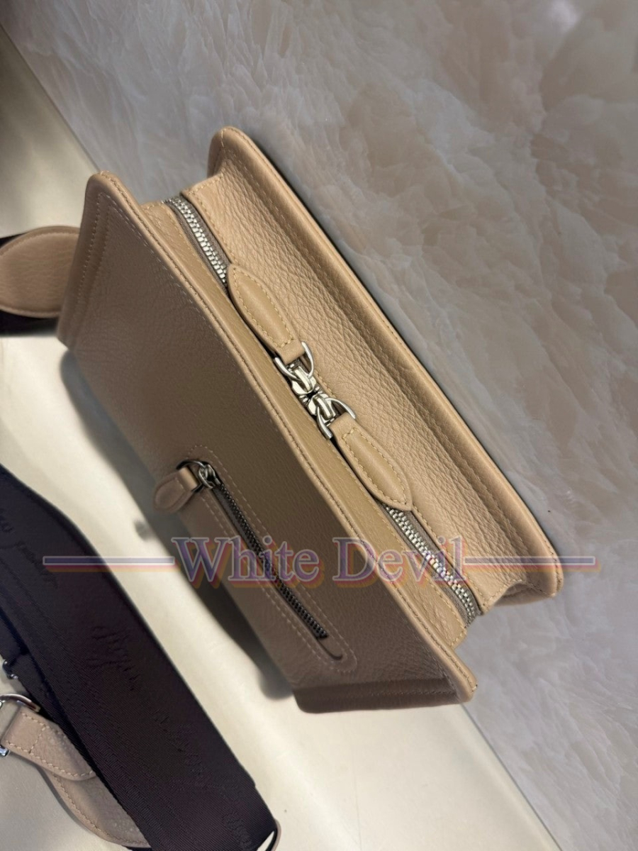 하얀악마 레플리카 벨루티 메신저백 (3).jpg