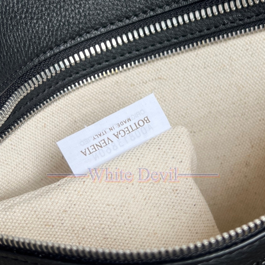 하얀악마 레플리카 보테가 메신저백 (10).jpg