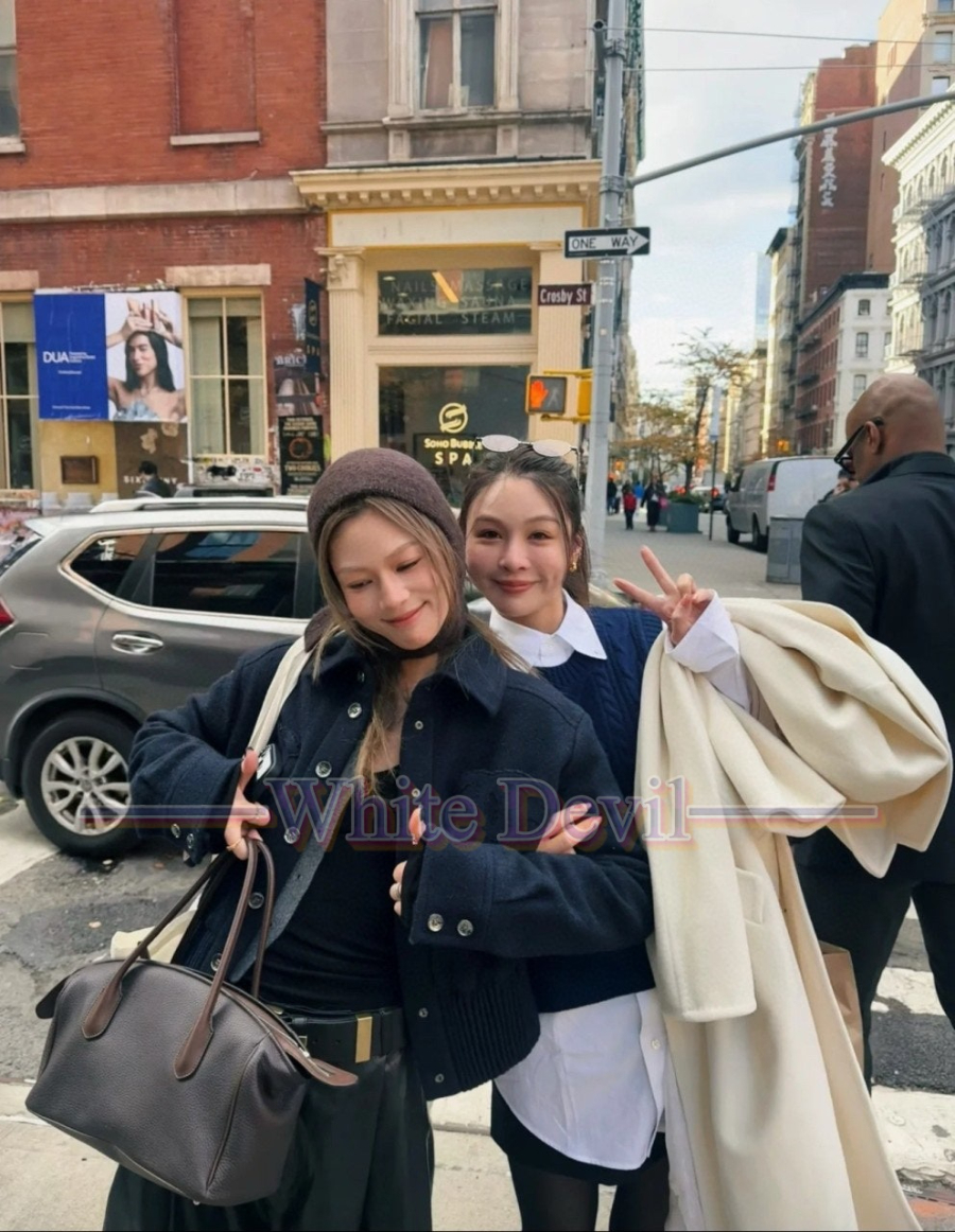 하얀악마 레플리카 더로우 EWA (1).jpg