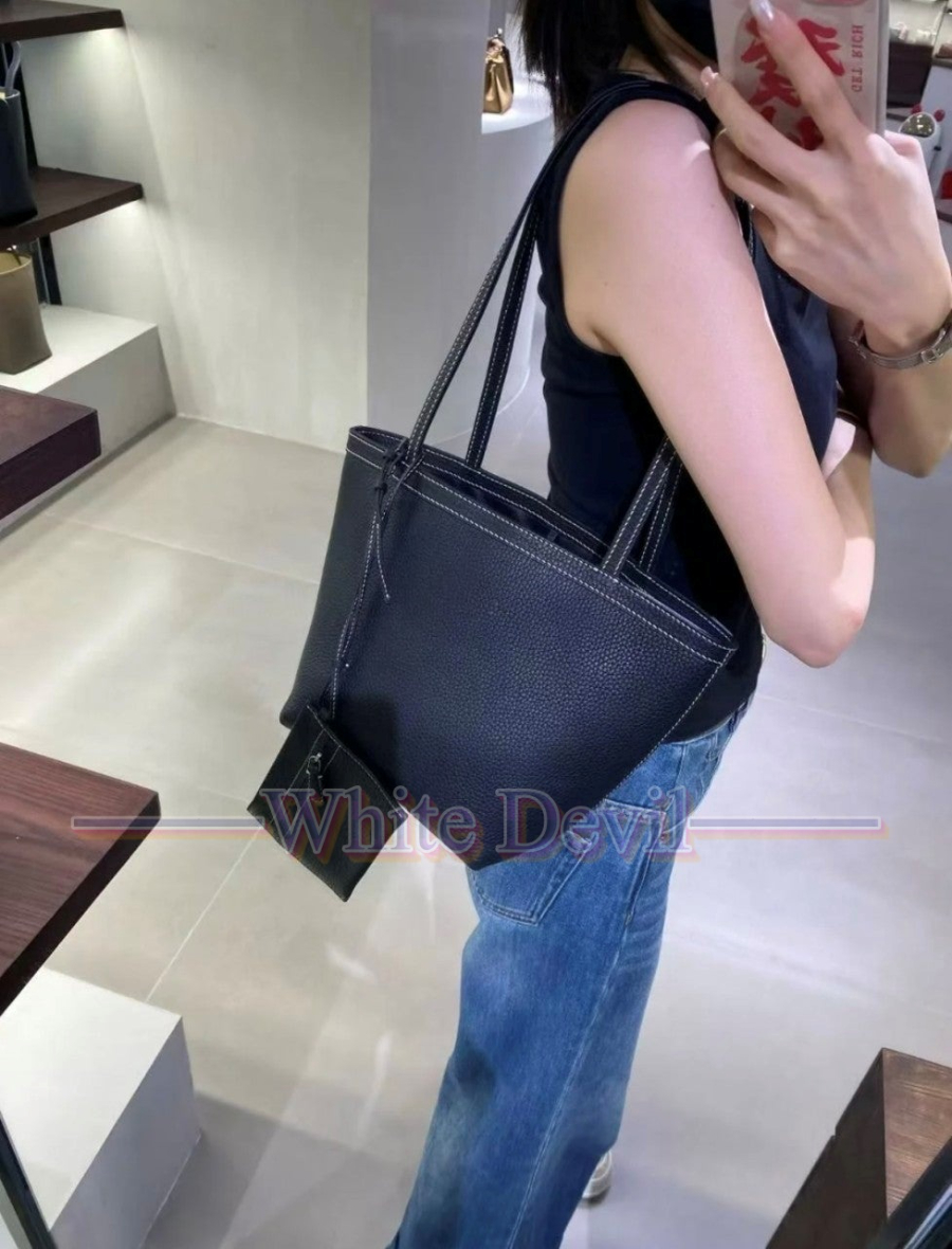 하얀악마 레플리카 더로우 토트백 (2).jpg