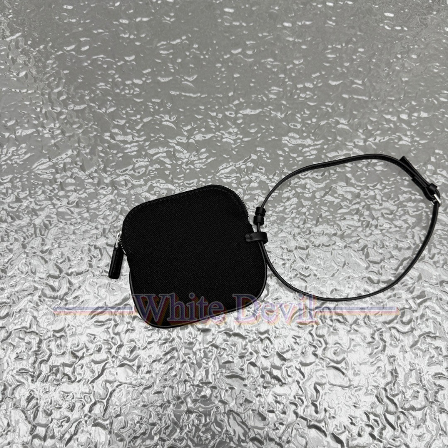 하얀악마 레플리카 더로우 토트백 (10).jpg