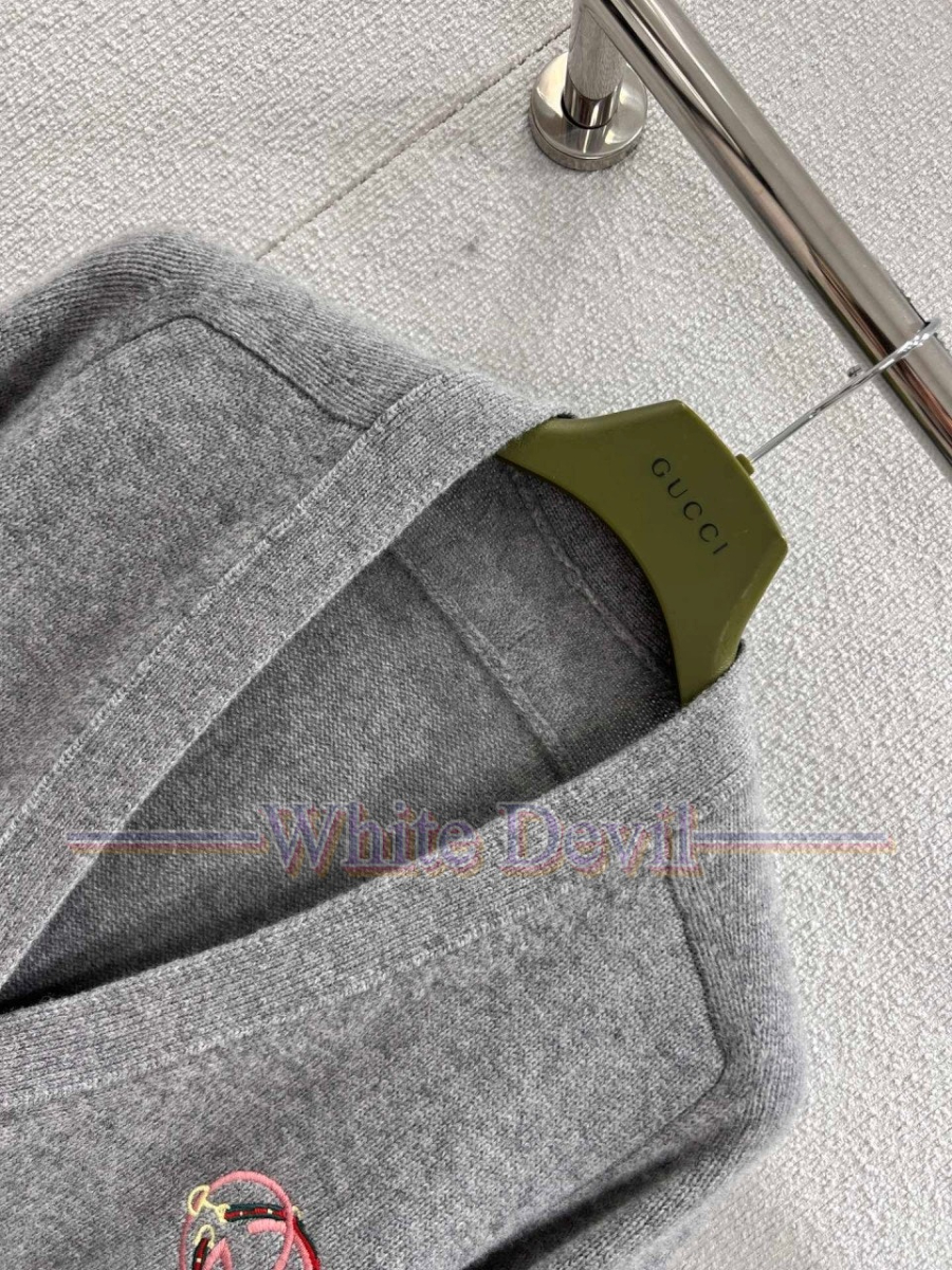 하얀악마 레플리카 구찌 가디건 (6).jpg