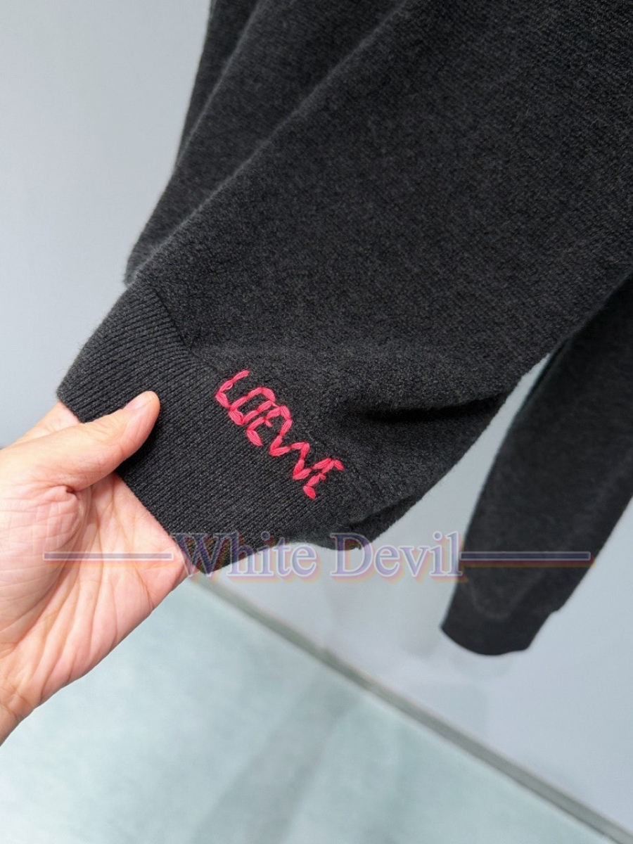 하얀악마 레플리카 로에베 니트 (8).jpg