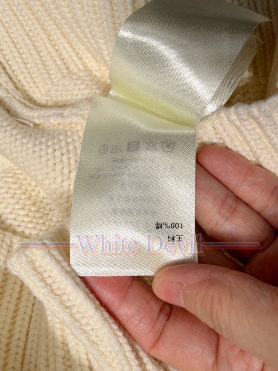 하얀악마 레플리카 루이비통 가디건 (12).jpg