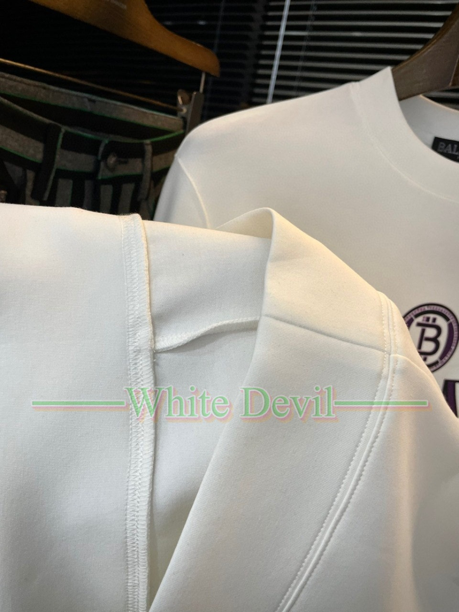 하얀악마 이미테이션 발망 맨투맨 (8).jpg