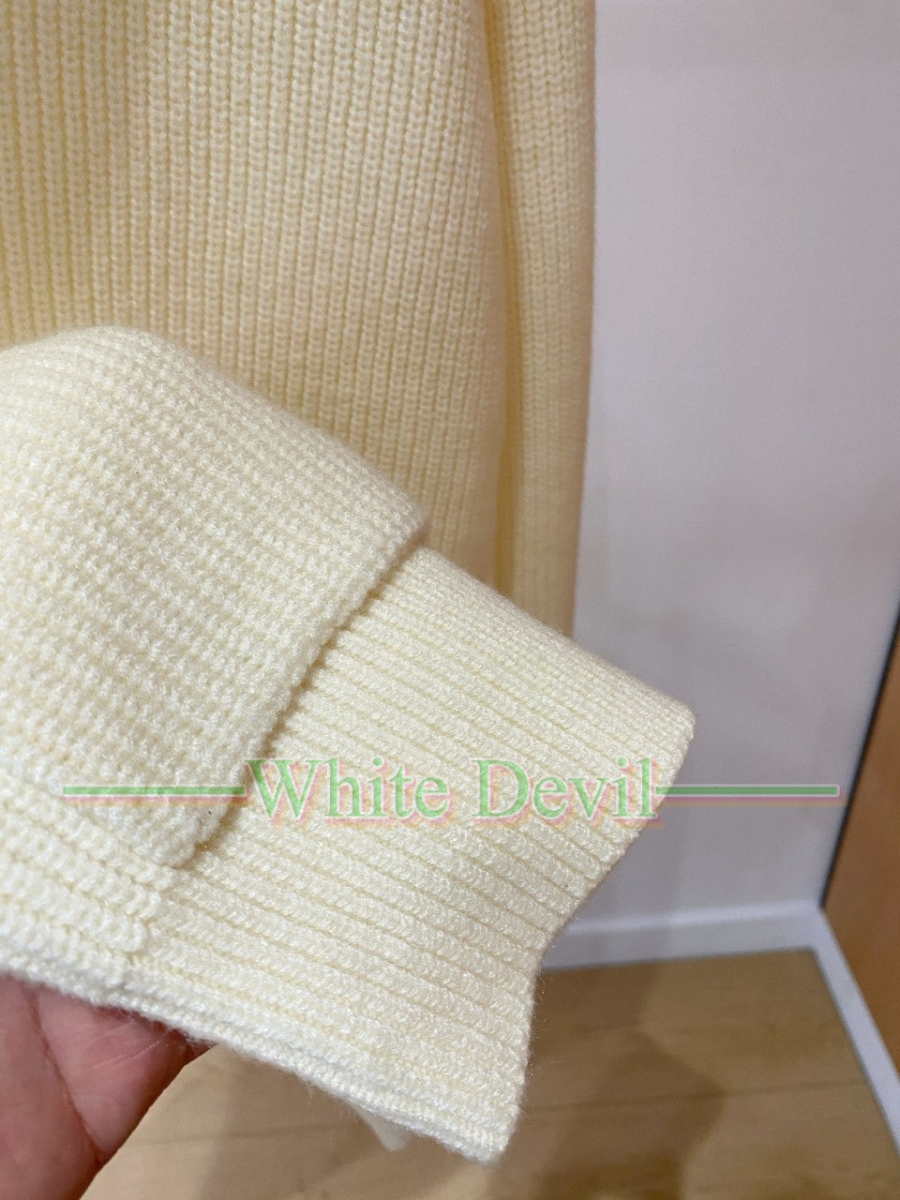 하얀악마 이미테이션 로로 가디건 (8).jpg