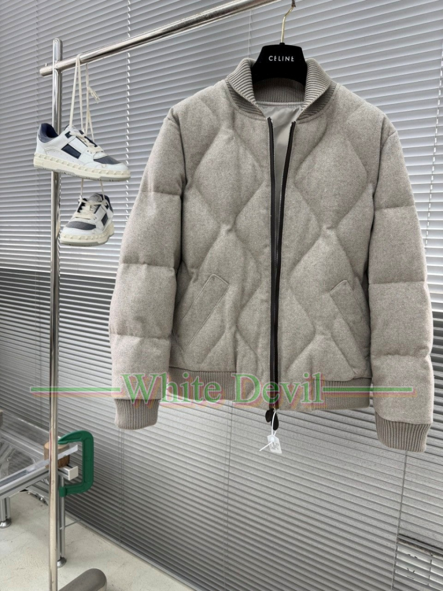 하얀악마 이미테이션 로로 패딩 (3).jpg