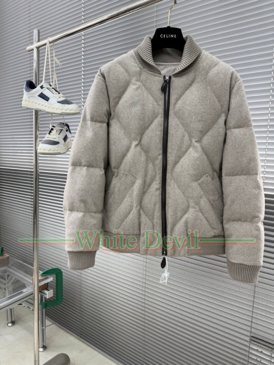 하얀악마 이미테이션 로로 패딩 (2).jpg